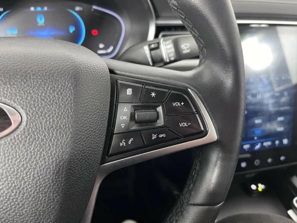 JAC J7 I с пробегом 2023 года, цена 1 207 000 рублей, 51835 км, хэтчбек, Автокод Объявления