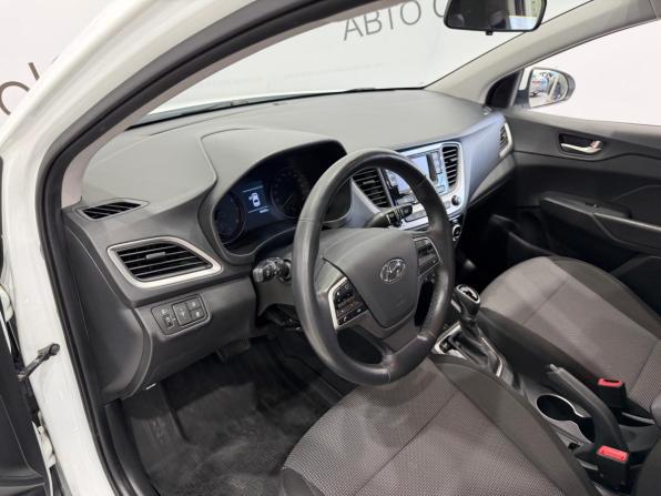 Hyundai Solaris II с пробегом 2019 года, цена 1 199 000 рублей, 80622 км, седан, Автокод Объявления