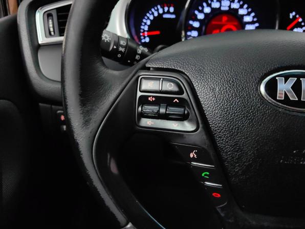 Kia Ceed II Рестайлинг с пробегом 2016 года, цена 1 128 000 рублей, 166000 км, хэтчбек, Автокод Объявления