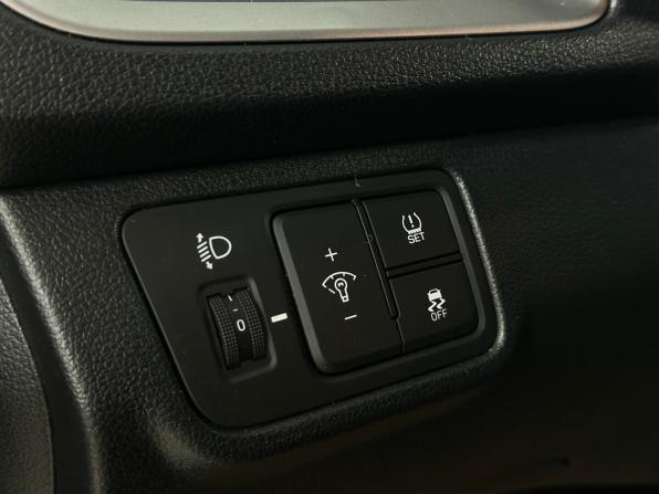 Hyundai Solaris II с пробегом 2019 года, цена 1 450 000 рублей, 89364 км, седан, Автокод Объявления
