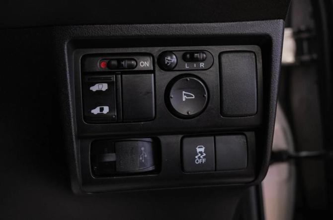 Honda Freed I Рестайлинг 2 с пробегом 2015 года, цена 1 099 000 рублей, 148000 км, компактвэн, Автокод Объявления