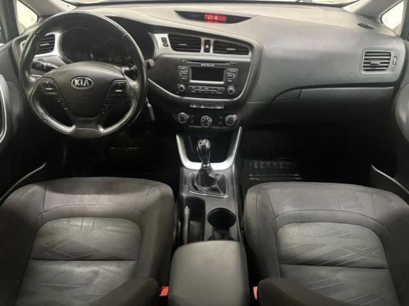 Kia Ceed II с пробегом 2015 года, цена 918 000 рублей, 115562 км, хэтчбек, Автокод Объявления