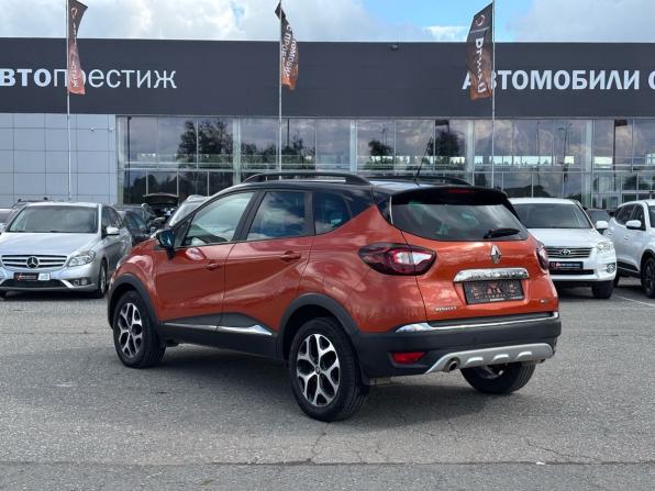 Renault Kaptur I с пробегом 2018 года, цена 1 539 000 рублей, 110022 км, внедорожник, Автокод Объявления