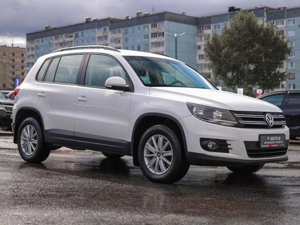 Volkswagen Tiguan I Рестайлинг с пробегом 2013 года, цена 1 059 000 рублей, 242019 км, внедорожник, Автокод Объявления