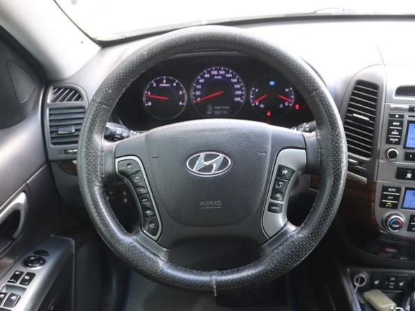 Hyundai Santa Fe II Рестайлинг с пробегом 2011 года, цена 1 229 000 рублей, 282000 км, внедорожник, Автокод Объявления