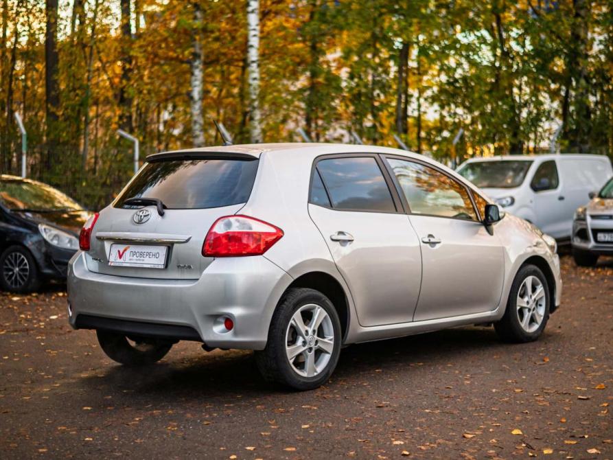 Toyota Auris I Рестайлинг Санкт-Петербург  - изображение 2