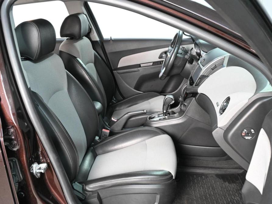 Chevrolet Cruze I Рестайлинг Ростов-на-Дону  - изображение 8