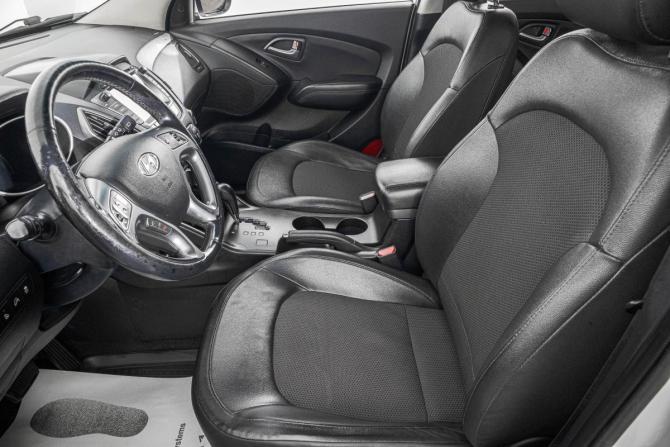 Hyundai ix35 I Рестайлинг с пробегом 2013 года, цена 1 599 000 рублей, 205000 км, внедорожник, Автокод Объявления
