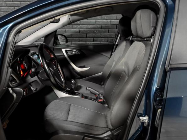 Opel Astra J с пробегом 2012 года, цена 730 000 рублей, 149142 км, хэтчбек, Автокод Объявления