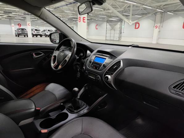 Hyundai ix35 I с пробегом 2013 года, цена 1 020 000 рублей, 289005 км, внедорожник, Автокод Объявления