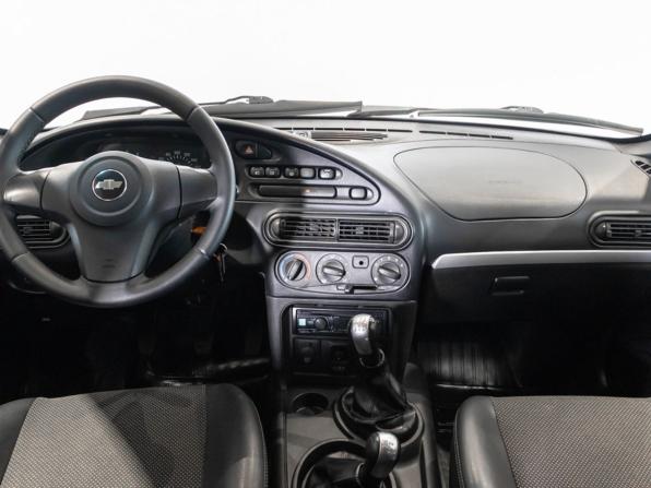 Chevrolet Niva I Рестайлинг с пробегом 2015 года, цена 579 545 рублей, 147100 км, внедорожник, Автокод Объявления