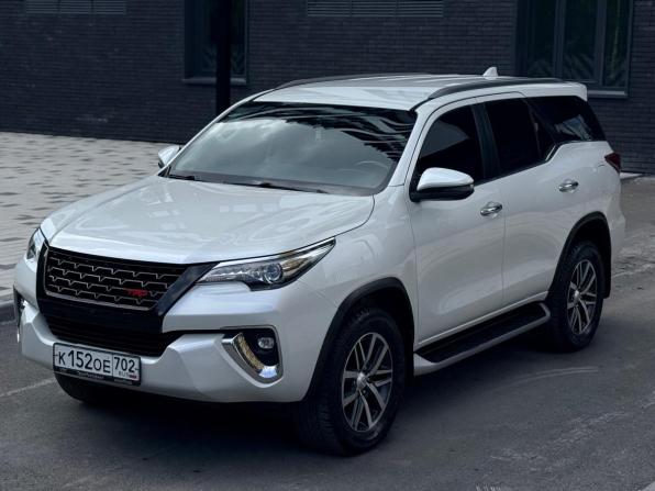 Toyota Fortuner II с пробегом 2017 года, цена 3 250 000 рублей, 146646 км, внедорожник, Автокод Объявления