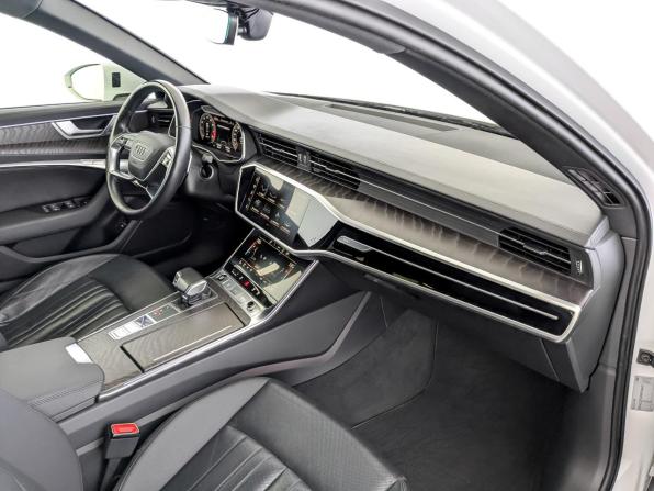 Audi A6 V (C8) с пробегом 2021 года, цена 4 250 000 рублей, 91465 км, седан, Автокод Объявления