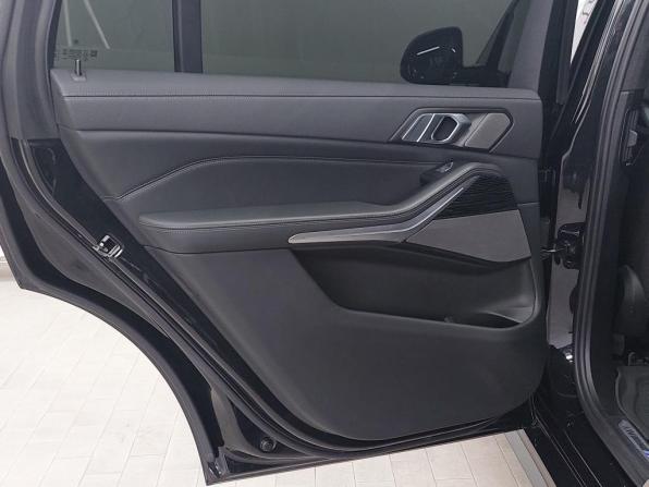 BMW X7 I (G07) с пробегом 2022 года, цена 9 900 000 рублей, 63398 км, внедорожник, Автокод Объявления
