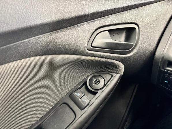 Ford Focus III с пробегом 2012 года, цена 569 000 рублей, 163230 км, седан, Автокод Объявления