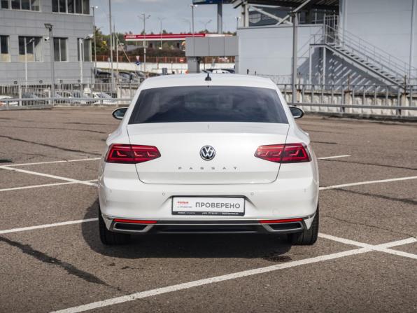 Volkswagen Passat B8 Рестайлинг с пробегом 2020 года, цена 2 898 000 рублей, 104000 км, седан, Автокод Объявления