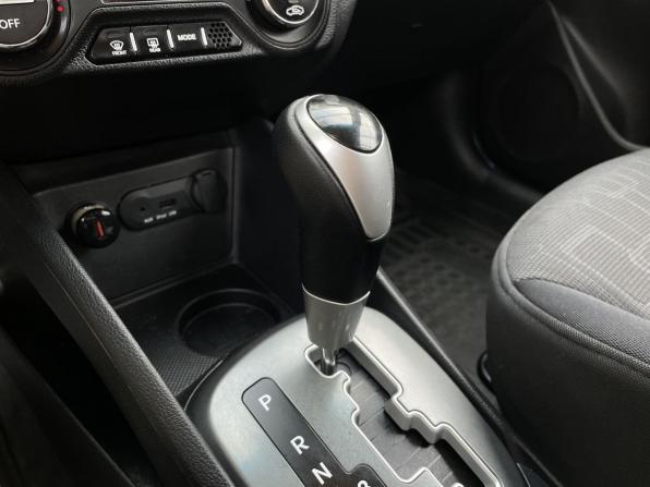 Kia Rio III с пробегом 2013 года, цена 890 000 рублей, 217476 км, хэтчбек, Автокод Объявления