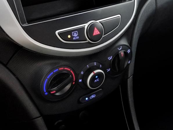 Hyundai Solaris I с пробегом 2012 года, цена 699 000 рублей, 156485 км, седан, Автокод Объявления