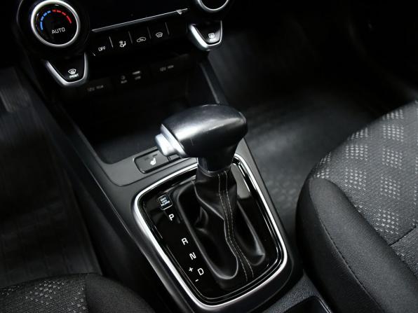 Kia Rio IV с пробегом 2019 года, цена 1 697 000 рублей, 86440 км, хэтчбек, Автокод Объявления