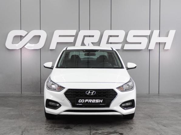 Hyundai Solaris II с пробегом 2017 года, цена 1 349 000 рублей, 83137 км, седан, Автокод Объявления