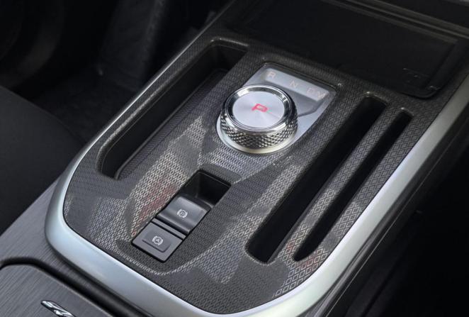 Haval Jolion I с пробегом 2023 года, цена 1 930 000 рублей, 58247 км, внедорожник, Автокод Объявления