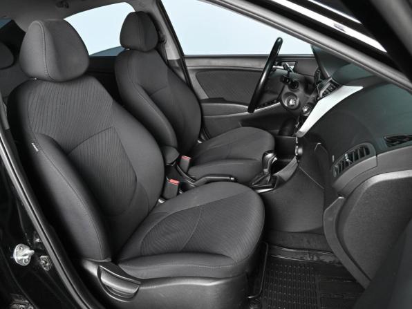 Hyundai Solaris I Рестайлинг с пробегом 2015 года, цена 1 080 000 рублей, 137047 км, седан, Автокод Объявления
