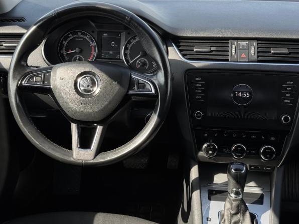 Skoda Octavia III (A7) Рестайлинг с пробегом 2017 года, цена 1 680 000 рублей, 187964 км, лифтбек, Автокод Объявления