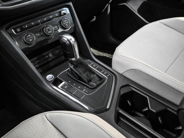 Volkswagen Tiguan II с пробегом 2019 года, цена 2 349 000 рублей, 138545 км, внедорожник, Автокод Объявления