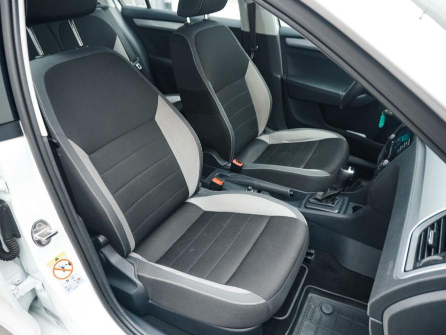 Skoda Rapid I Рестайлинг Ростов-на-Дону  - изображение 19