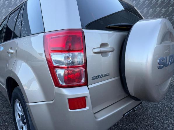 Suzuki Grand Vitara II Рестайлинг с пробегом 2008 года, цена 990 000 рублей, 190000 км, внедорожник, Автокод Объявления
