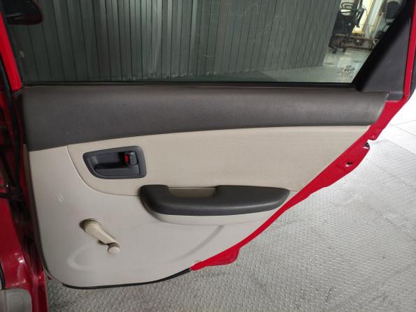 Kia Cerato I с пробегом 2005 года, цена 360 000 рублей, 304139 км, хэтчбек, Автокод Объявления