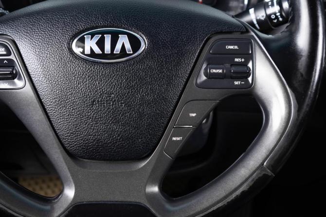 Kia Cerato III с пробегом 2013 года, цена 999 000 рублей, 192000 км, седан, Автокод Объявления