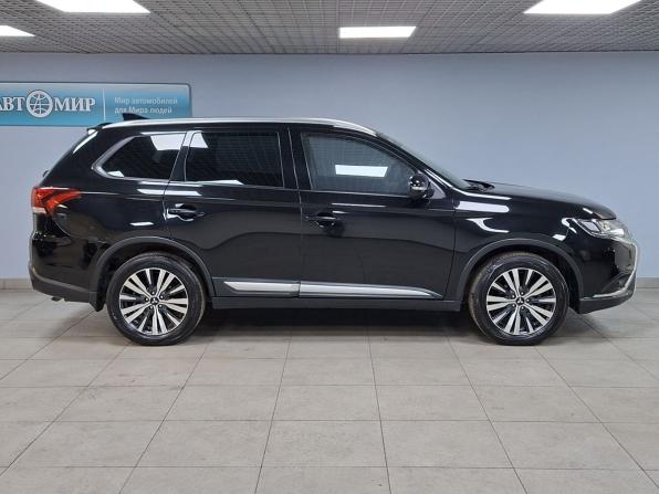 Mitsubishi Outlander III Рестайлинг 3 с пробегом 2019 года, цена 2 199 000 рублей, 59574 км, внедорожник, Автокод Объявления