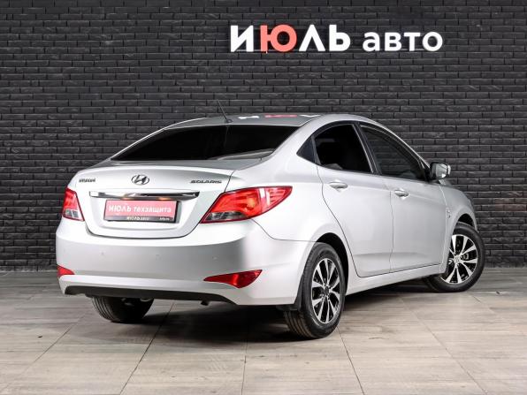 Hyundai Solaris I Рестайлинг с пробегом 2015 года, цена 1 200 000 рублей, 132818 км, седан, Автокод Объявления