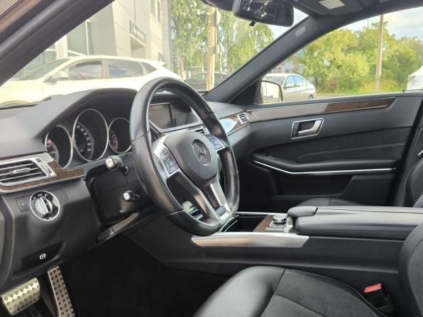 Mercedes-Benz E-Класс IV (W212 S212 C207) Рестайлинг с пробегом 2015 года, цена 1 950 000 рублей, 214315 км, седан, Автокод Объявления