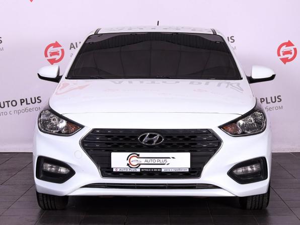 Hyundai Solaris II с пробегом 2019 года, цена 1 320 000 рублей, 97000 км, седан, Автокод Объявления