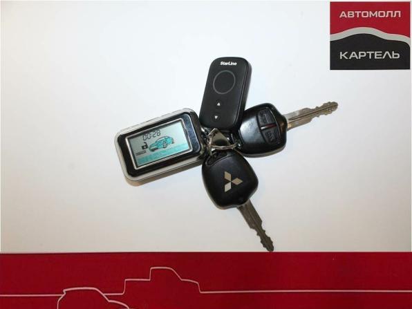 Mitsubishi Outlander III с пробегом 2013 года, цена 1 399 000 рублей, 215000 км, внедорожник, Автокод Объявления