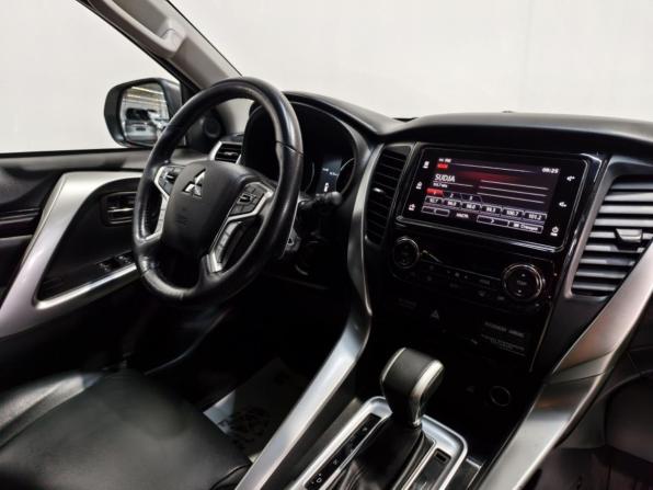Mitsubishi Pajero Sport III с пробегом 2017 года, цена 2 875 000 рублей, 153771 км, внедорожник, Автокод Объявления