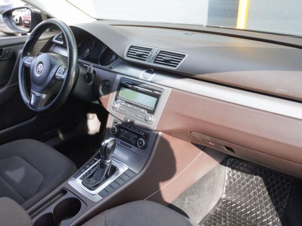 Volkswagen Passat B7 с пробегом 2011 года, цена 870 000 рублей, 270000 км, седан, Автокод Объявления