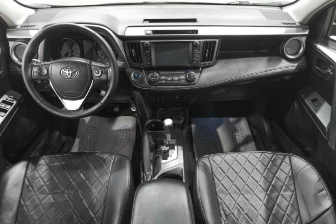 Toyota RAV4 IV (XA40) Рестайлинг с пробегом 2019 года, цена 2 609 000 рублей, 153000 км, внедорожник, Автокод Объявления