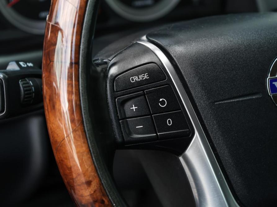 Volvo XC60 I Москва  - изображение 21