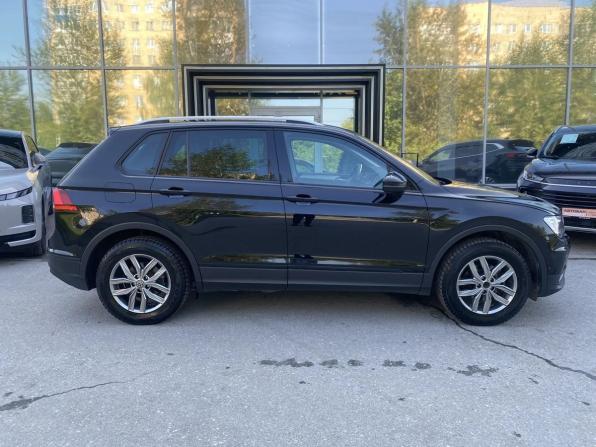 Volkswagen Tiguan II с пробегом 2018 года, цена 2 275 000 рублей, 133955 км, внедорожник, Автокод Объявления