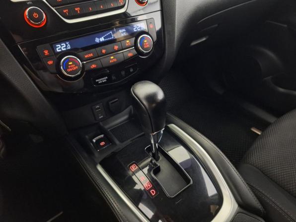 Nissan Qashqai II с пробегом 2017 года, цена 1 499 000 рублей, 168851 км, внедорожник, Автокод Объявления