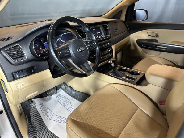 Kia Carnival III с пробегом 2020 года, цена 3 050 000 рублей, 103159 км, минивэн, Автокод Объявления