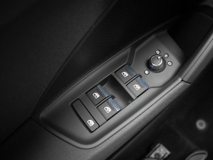 Audi A3 IV (8Y) Москва  - изображение 16