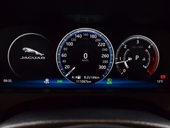 Jaguar F-Pace I с пробегом 2016 года, цена 2 375 995 рублей, 111096 км, внедорожник, Автокод Объявления
