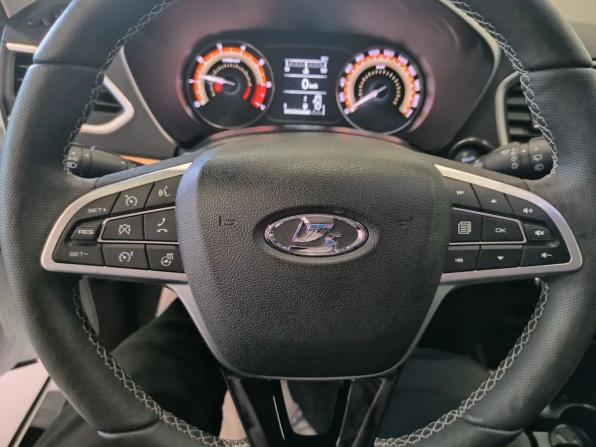Lada (ВАЗ) Vesta I Рестайлинг (NG) с пробегом 2024 года, цена 1 699 000 рублей, 6700 км, седан, Автокод Объявления
