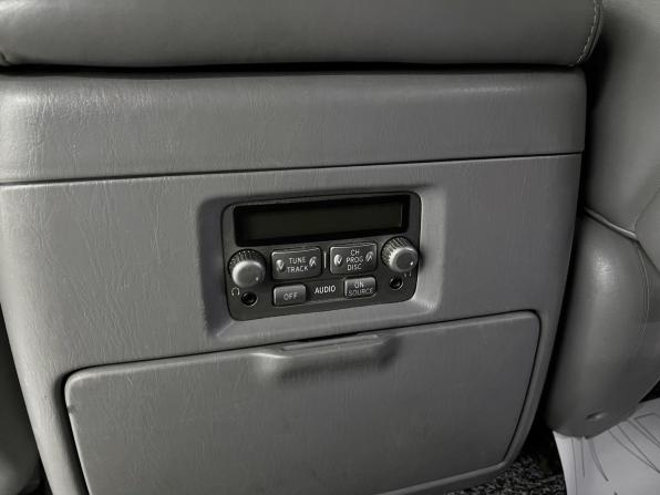 Toyota Land Cruiser 100 Series Рестайлинг 2 с пробегом 2005 года, цена 2 490 000 рублей, 351423 км, внедорожник, Автокод Объявления
