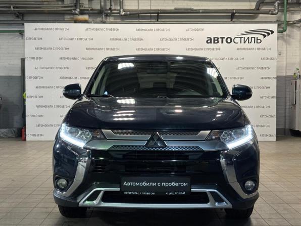 Mitsubishi Outlander III Рестайлинг 3 с пробегом 2019 года, цена 1 849 000 рублей, 106500 км, внедорожник, Автокод Объявления