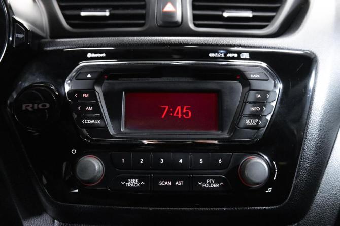 Kia Rio III с пробегом 2013 года, цена 619 900 рублей, 208473 км, хэтчбек, Автокод Объявления